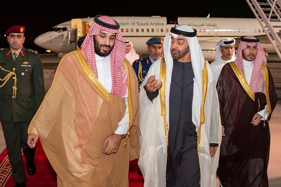 Abu Dhabi's Crown Prince Sheikh Mohammed bin Zayed al-Nahyan receives Saudi Arabia's Crown Prince Mohammed bin Salman Al Saud in Abu Dhabi of UAE on Thursday. -Reuters Photo