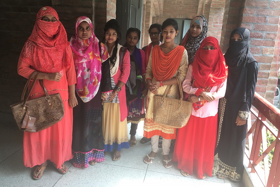 Members of the Youth Forum, a platform in Nageshwari upazila working for child marriage prevention, pose before the camera — FE photo