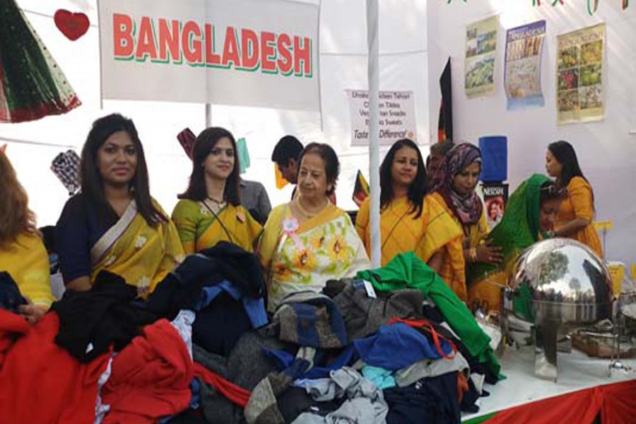 Visitors throng BD pavilion in New Delhi DCWA fair