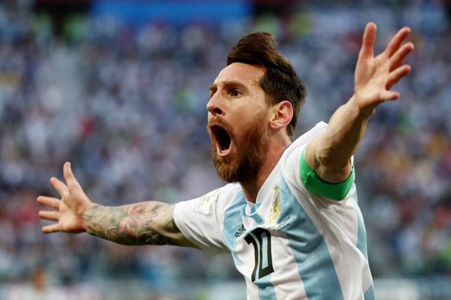 Scaloni to hold more talks with Messi on Argentina return