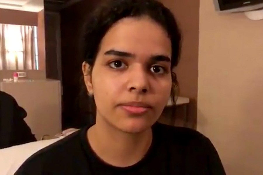 Canada grants asylum to Saudi teenager Rahaf