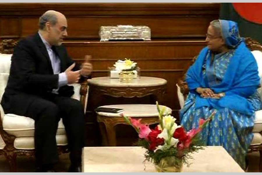 Newly appointed Iranian Ambassador Mohammad Reza Nafar calls on Prime Minister Sheikh Hasina at her office in Dhaka on Wednesday, January 16, 2019 (Photo: PID)