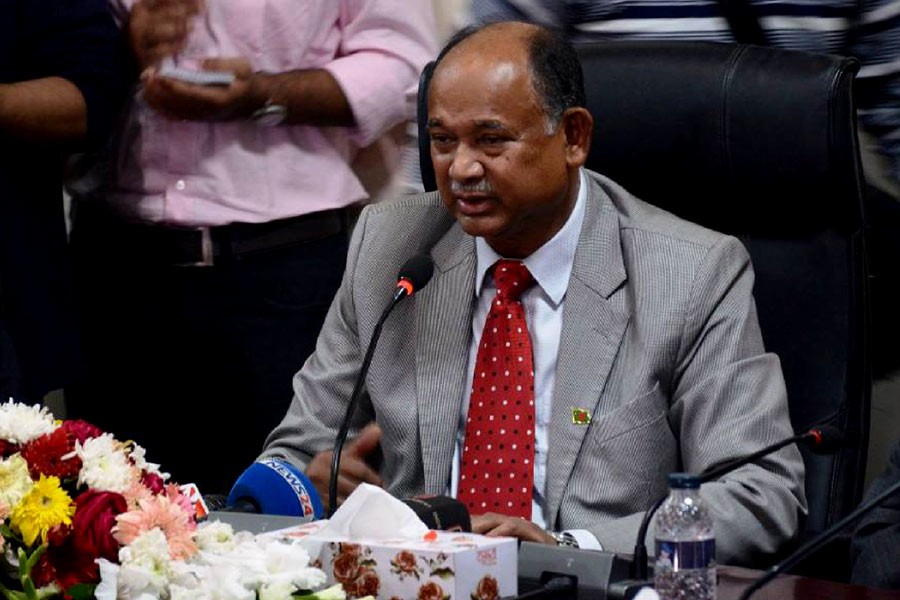 Railway Minister Md Nurul Islam Sujan exchanging views with high officials at the Railway East Zone headquarters in Chattogram on Sunday. Photo: UNB