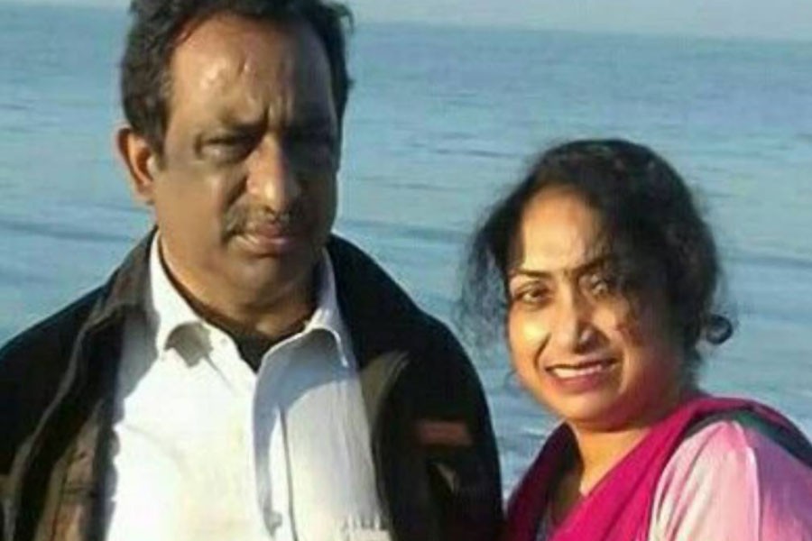 Special public prosecutor Advocate Rathish Chandra Bhowmik with his wife Snigdha Sarkar Dipa - File Photo