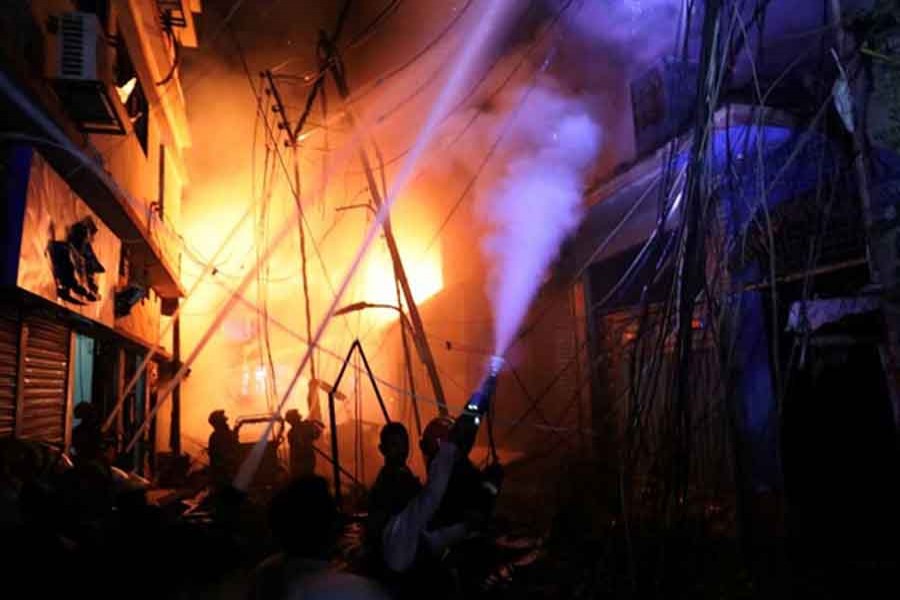 Police file case over Chawkbazar fire