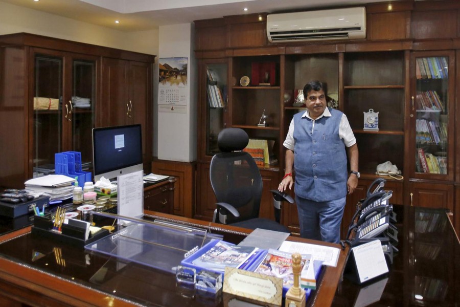 Nitin Gadkari is pictured in his office in New Delhi, August 26, 2015. Reuters/File Photo