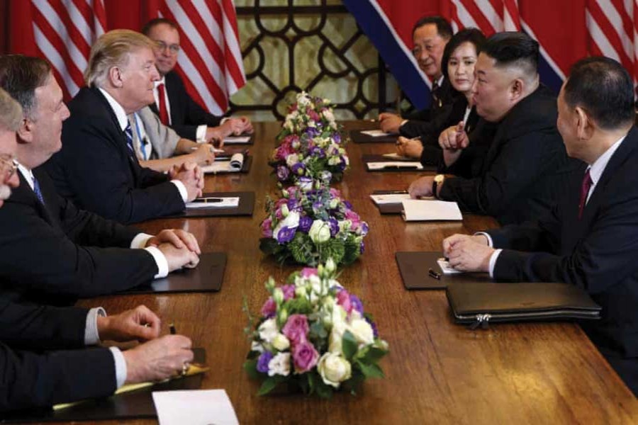 Donald Trump speaks during a meeting with North Korean leader Kim Jong-un in Vietnam, where hopes of a nuclear breakthrough remain elusive. – Photo: AP