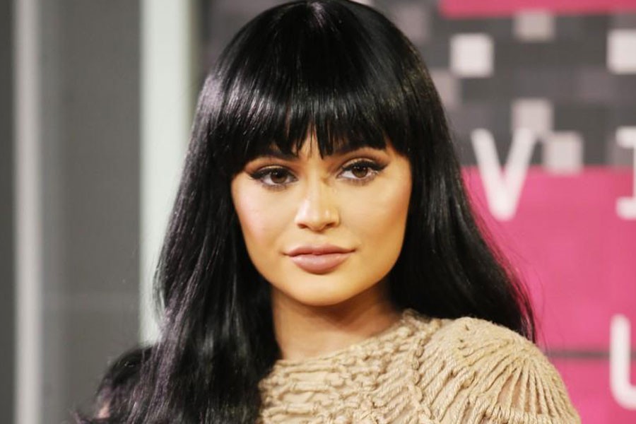 Reality television star Kylie Jenner arrives at the 2015 MTV Video Music Awards in Los Angeles, California, August 30, 2015 - REUTERS/Danny Moloshok