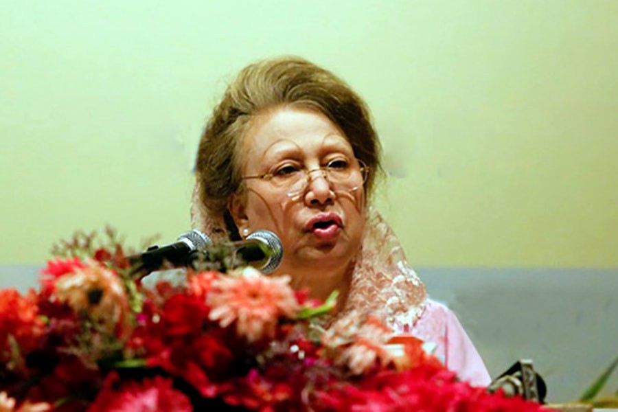 Govt seeking stay on Khaleda’s bail in Cumilla case