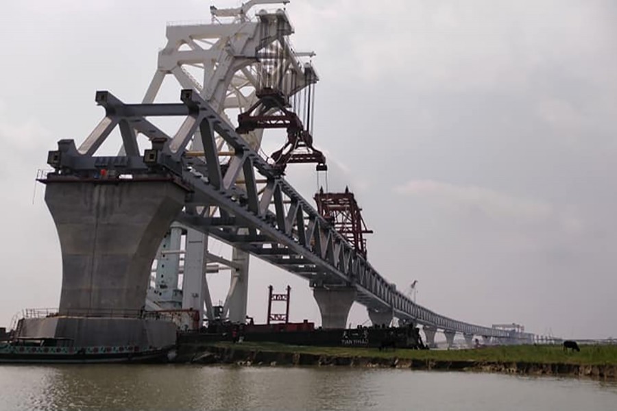 Padma Bridge gets ninth span; now 1350 metres visible