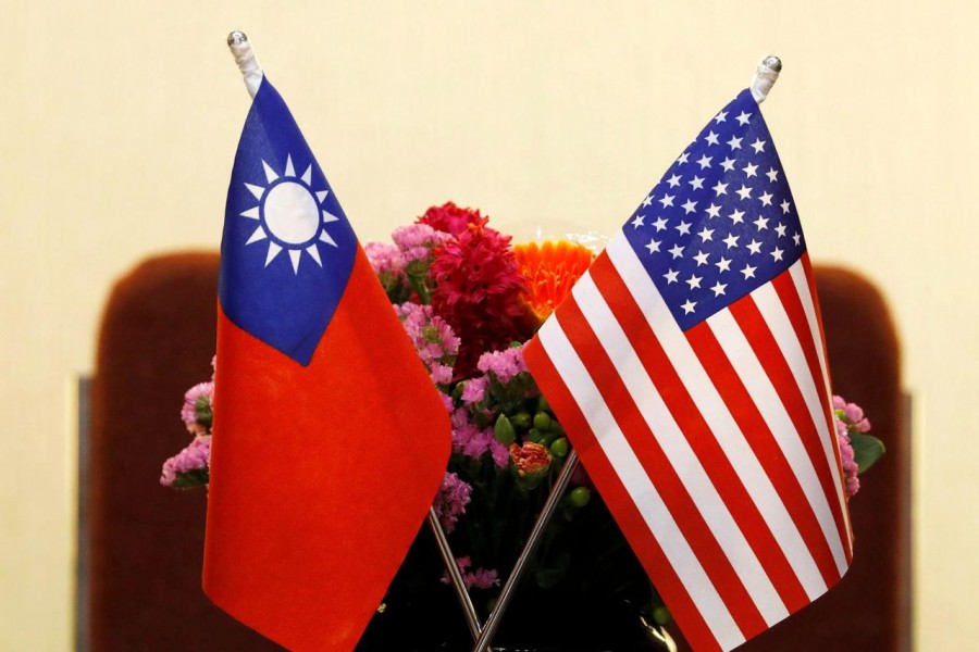 Flags of Taiwan and US are placed for a meeting between US House Foreign Affairs Committee Chairman Ed Royce speaks and with Su Chia-chyuan, President of the Legislative Yuan in Taipei, Taiwan March 27, 2018 - REUTERS/Tyrone Siu/File Photo