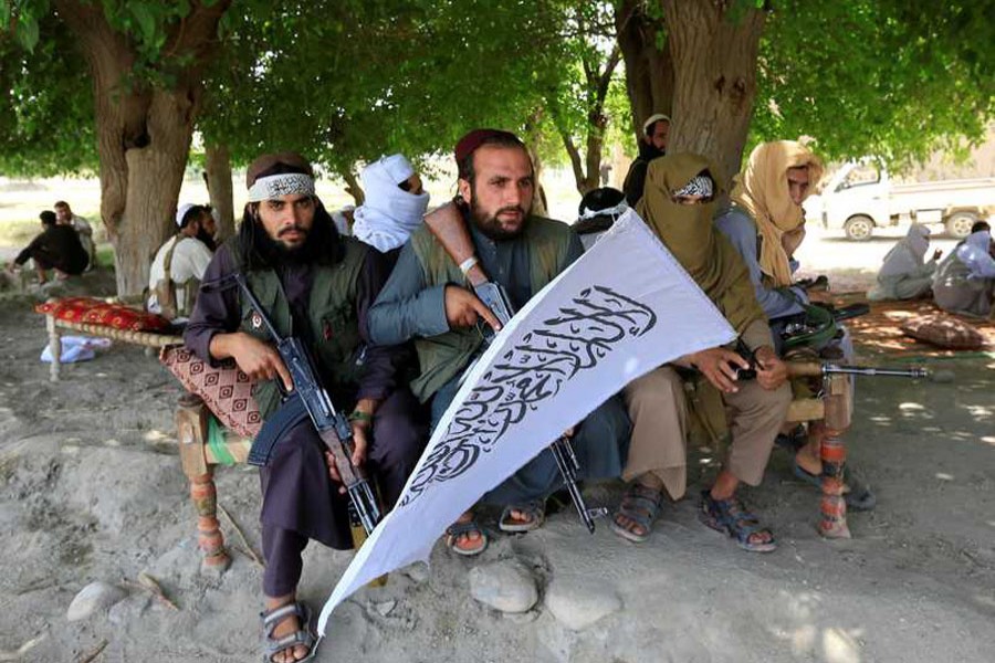 Taliban gather to celebrate ceasefire in Ghanikhel district of Nangarhar province, Afghanistan June 16, 2018 (Reuters)