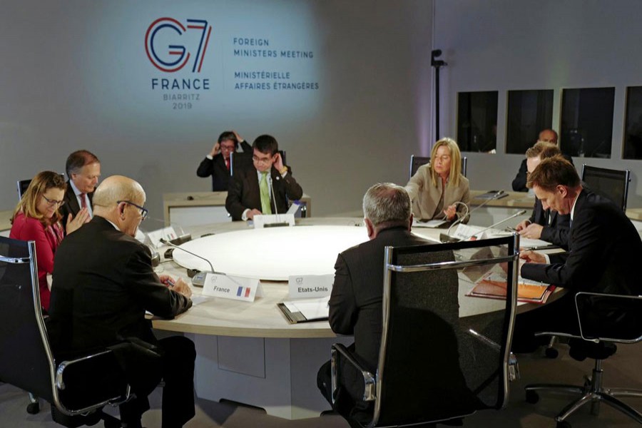 Foreign Ministers attend the round table during the G7 Foreign Ministers meeting in Dinard, France, April 5, 2019. Thibault Vandermersch/Pool via Reuters