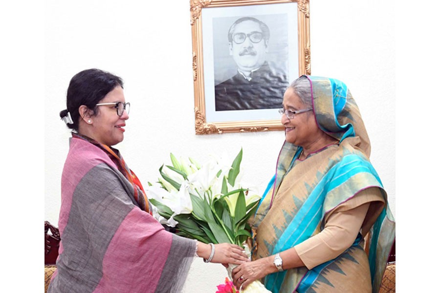 BGMEA leader Rubana Huq calls on PM