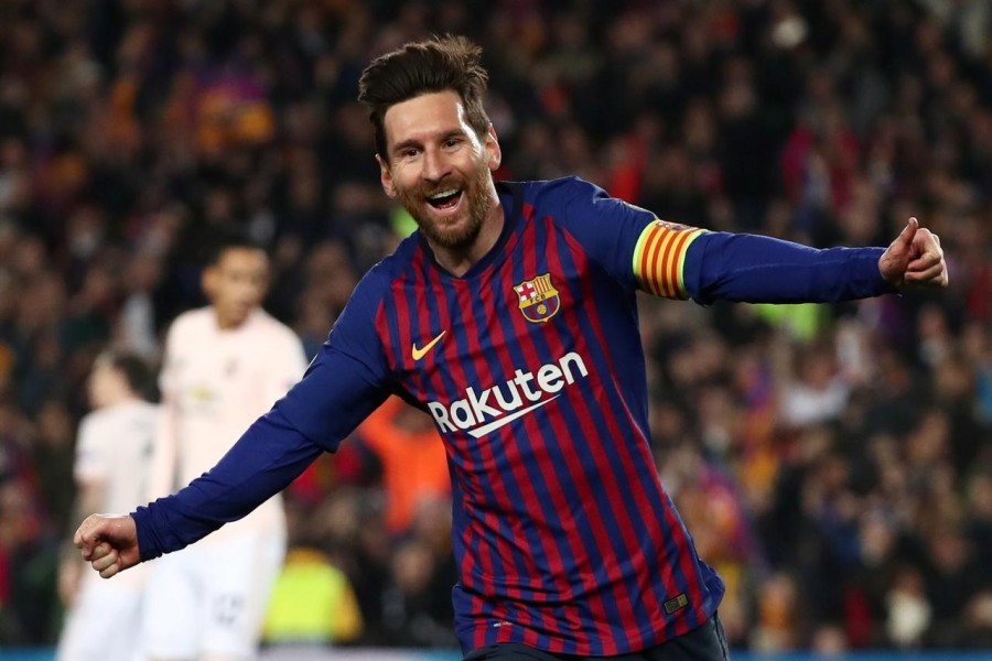 Soccer Football - Champions League Quarter Final Second Leg - FC Barcelona v Manchester United - Camp Nou, Barcelona, Spain - April 16, 2019 Barcelona's Lionel Messi celebrates scoring their second goal REUTERS/Sergio Perez