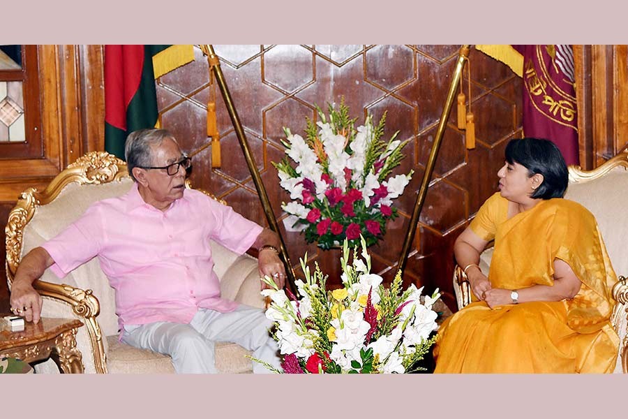 Indian envoy calls on President