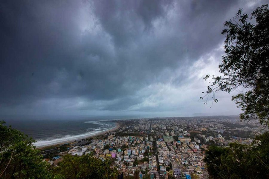 Clouds loom ahead of cyclone Fani in Visakhapatnam, May 1, 2019. Reuters