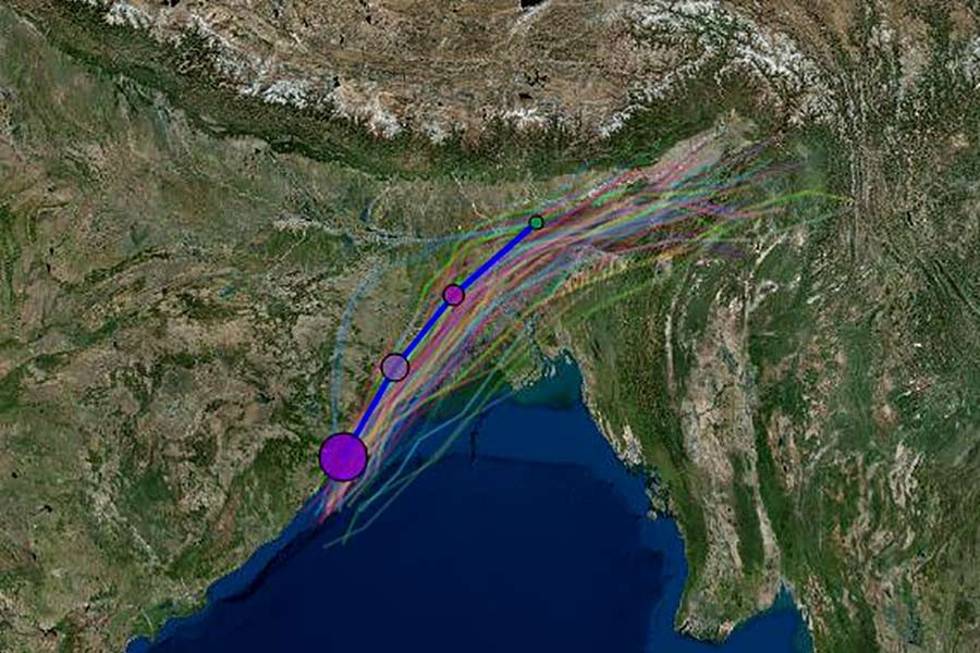 Cyclone Fani weakens, likely to enter BD by Saturday morning