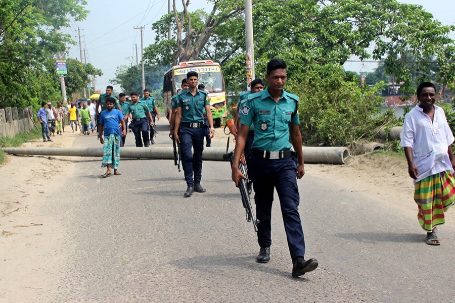 Violence mars Dhaka protest by jute mill workers