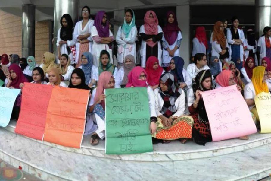 Sylhet Women’s Medical College interns go on strike