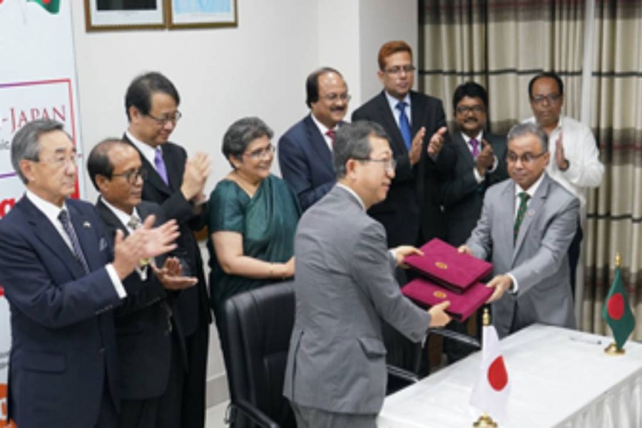 Dhaka, Tokyo discuss issues of mutual interest