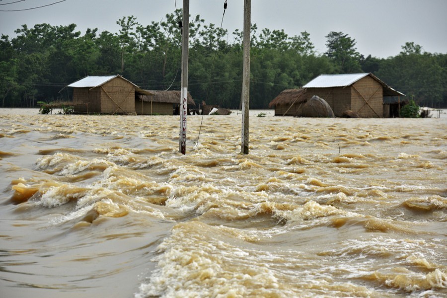 Deteriorating flood situation   