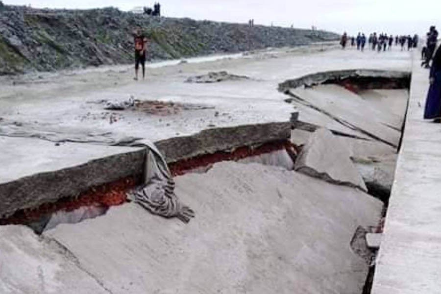 Outer ring road in Ctg collapses before inauguration