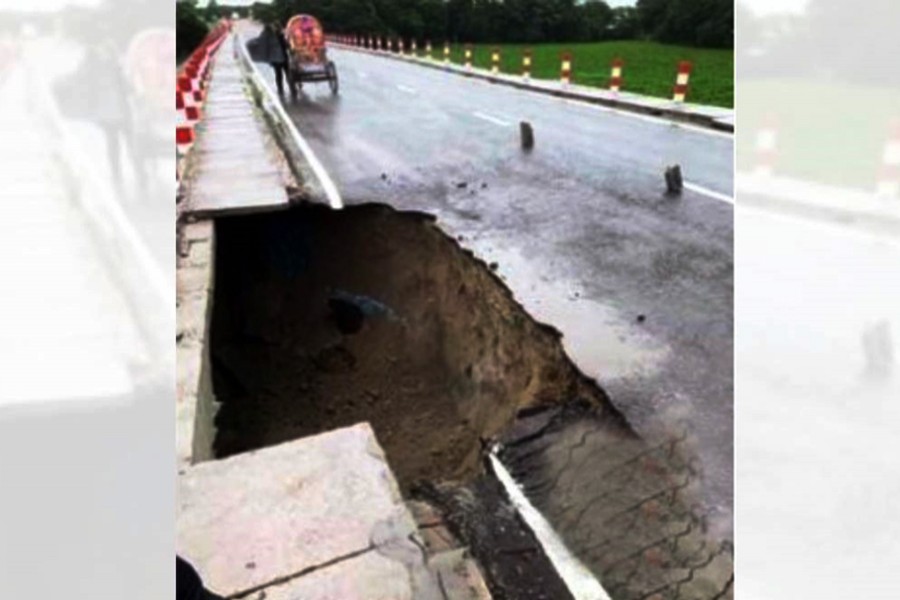 Road collapses six months after inauguration