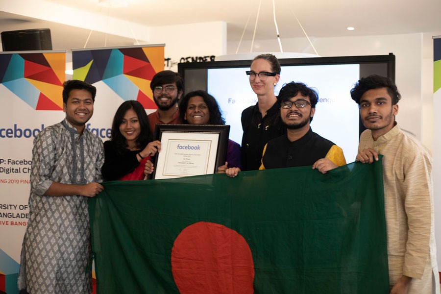 Erin Saltman, policy manager of Facebook, posing with the team of Dhaka University, the first-prize winners of 'Peer to Peer: Facebook Global Digital Challenge' (P2PFGDC) held in Brussels, Belgium