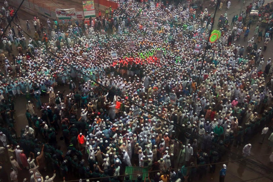 Thousands in Dhaka protest persecution of Muslims in India