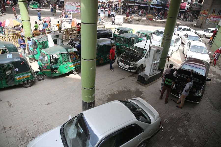 CNG filling stations to remain open 24-hour from Aug 1