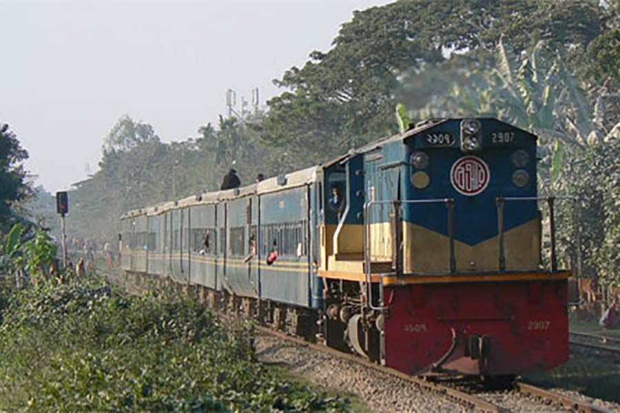 Dhaka’s rail link with north resumes after three and half hours