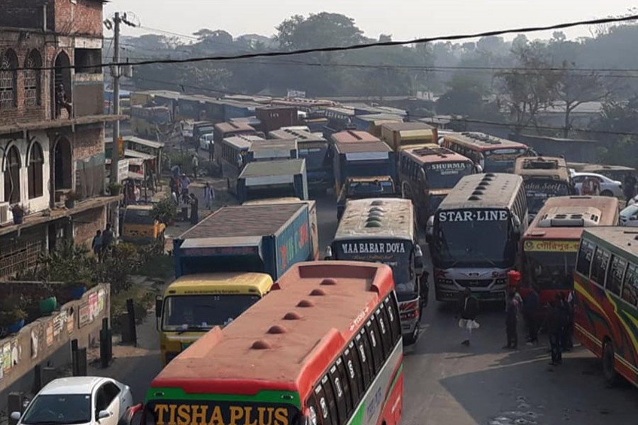 75-km tailback on Dhaka-Tangail highway