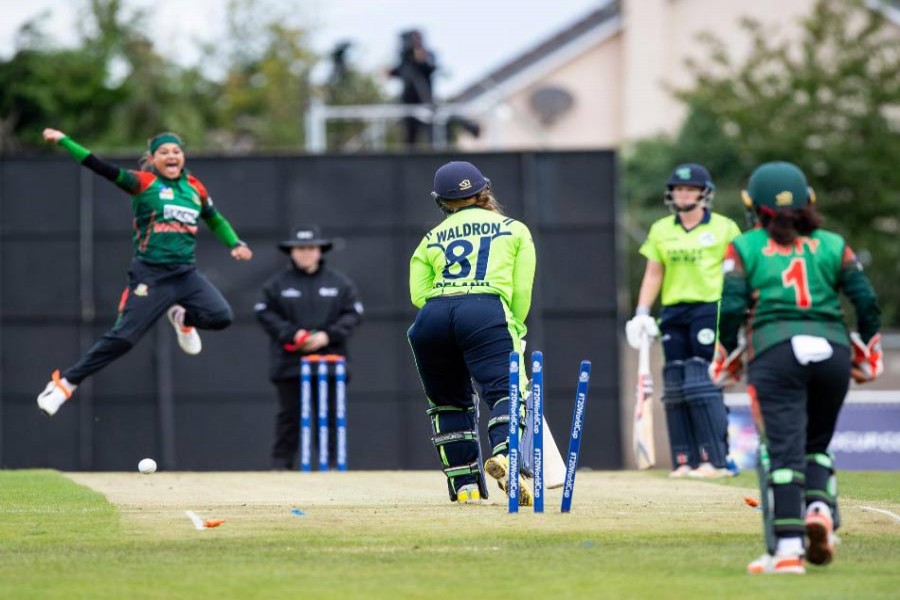 Bangladesh's bowler Jahanara Alam celebrating after getting wicket of Ireland's Waldron in the first semifinals at Forthill in Dundee on Thursday	— ICC