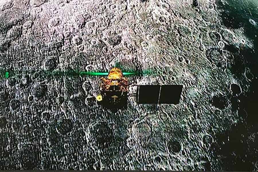 India locates Chandrayaan-2 lander on moon