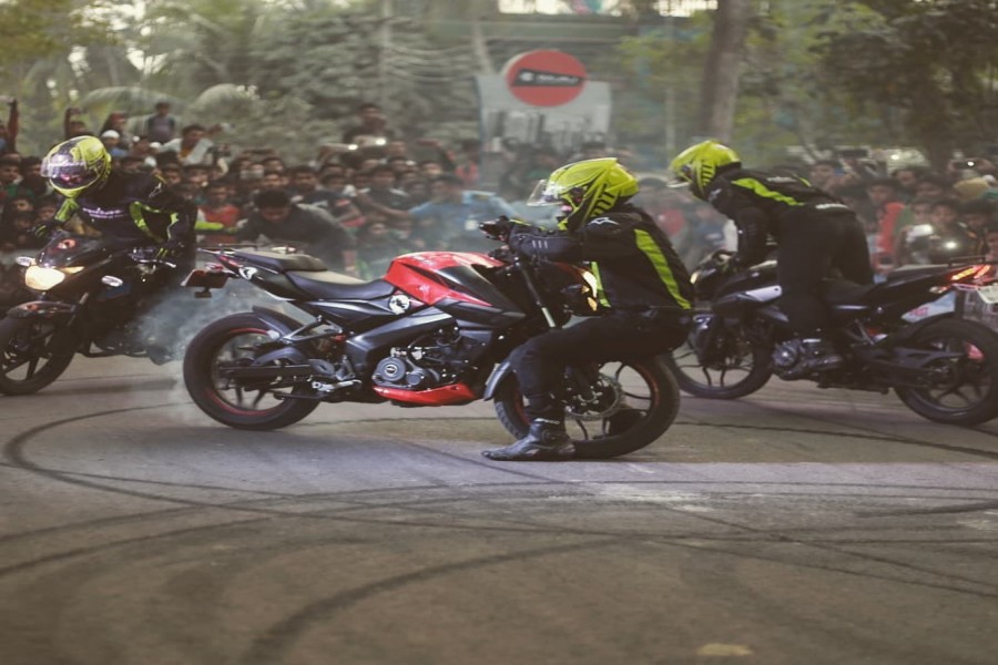 Stunting: A sport where your partner is your bike