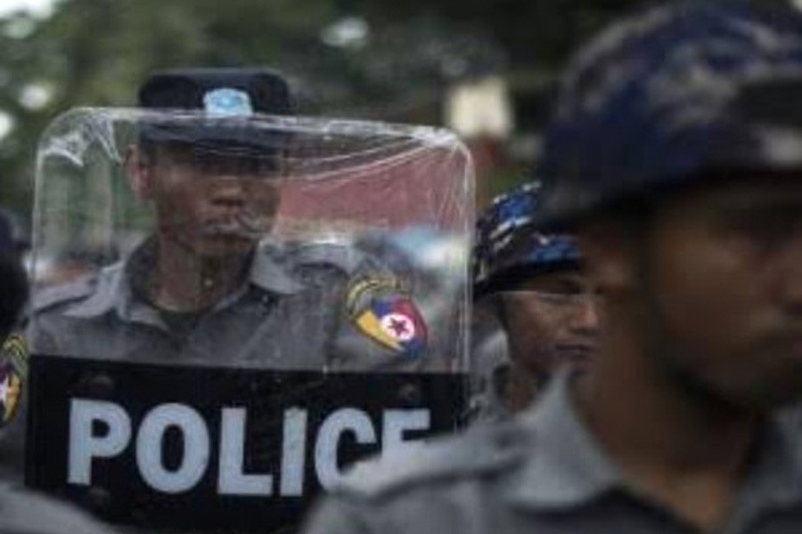 Two Myanmar cops killed in Rakhine state