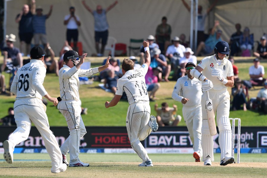 New Zealand's Neil Wagner celebrates taking the wicket of Stuart Broad — Reuters photo