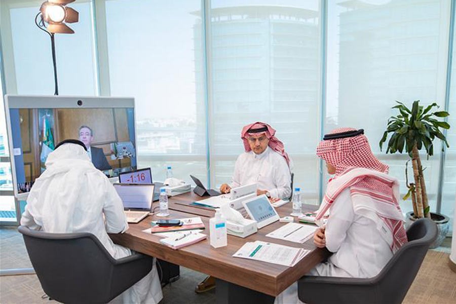 Governor of Saudi Arabian Monetary Authority Ahmed al-Kholifey (C) attending the G20 Finance Ministers and Central Bank Governors Virtual Meeting in Riyadh, Saudi Arabia, on Tuesday. –Xinhua Photo