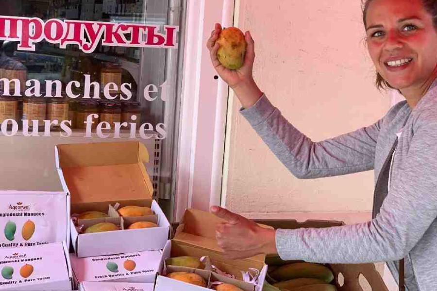 Sweet smells of Bangladeshi mangoes reach Switzerland