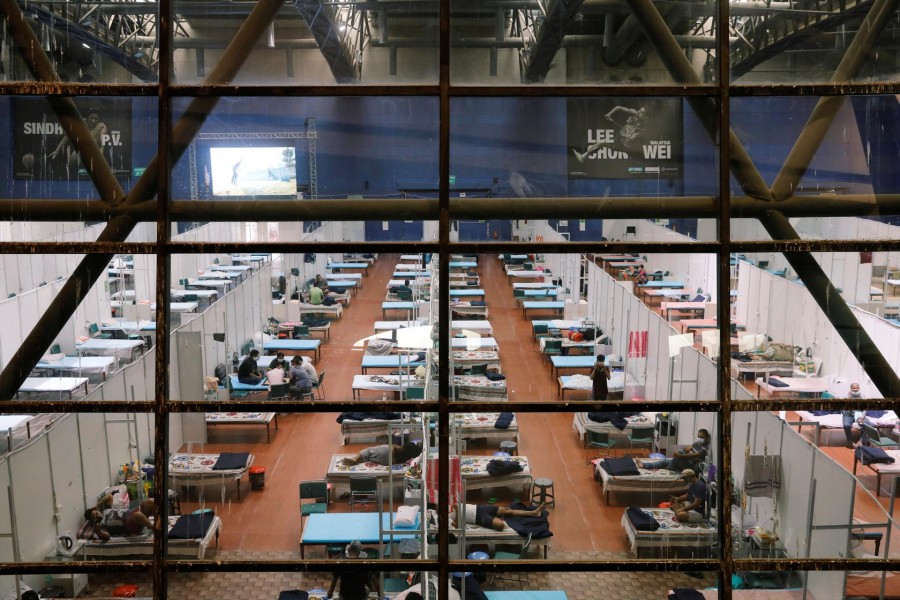 People are seen inside a care centre for the coronavirus disease (COVID-19) patients at an indoor sports complex in New Delhi, India on July 20, 2020 — Reuters photo