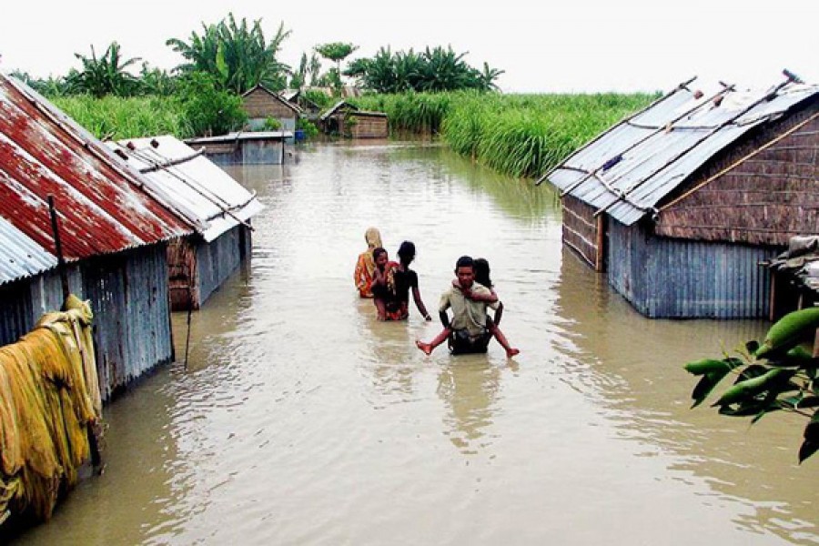 Flood conditions worsen in Dhaka, northern regions