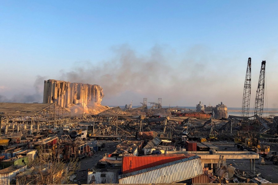 A view shows the aftermath at the site of Tuesday's blast in Beirut's port area, Aug. 5 | Photo: REUTERS/Issam Abdallah