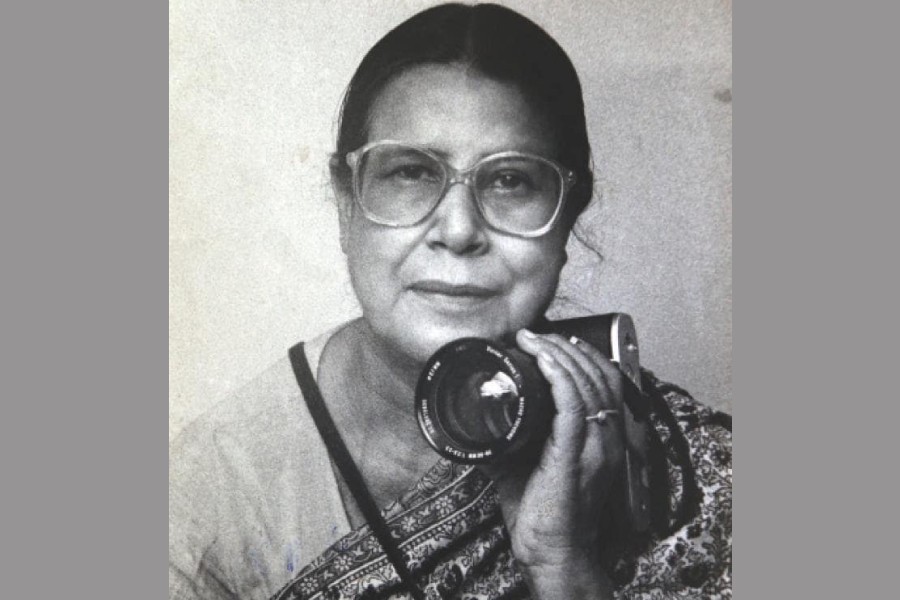 Sayeeda Khanam, the first female professional photographer of Bangladesh, dies at 83