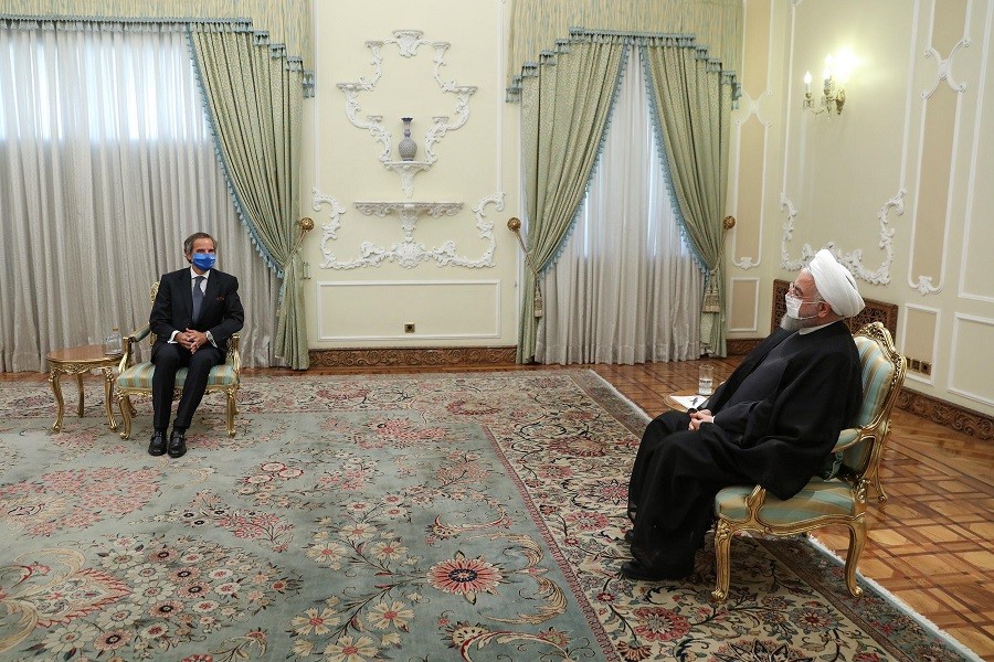 Iranian Foreign Minister Mohammad Javad Zarif (R) meets with International Atomic Energy Agency Director General Rafael Grossi in Tehran, Iran August 25, 2020 — Majid Asgarpour/WANA (West Asia News Agency) via Reuters/File Photo