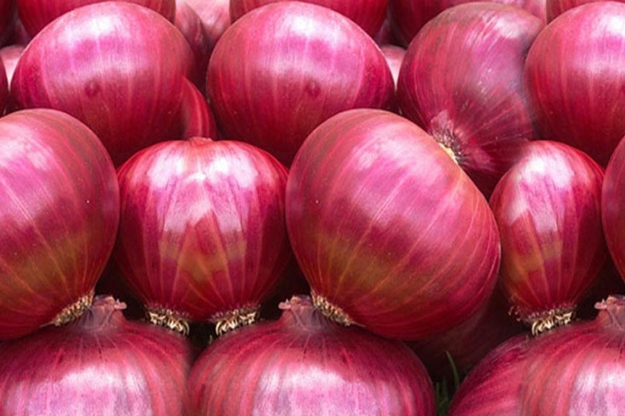 Onion prices soar further