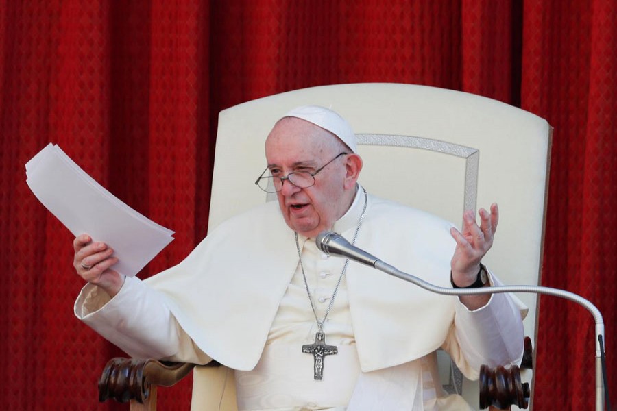 Pope Francis holds the weekly general audience, in the San Damaso courtyard, at the Vatican September 9, 2020. REUTERS/Remo Casilli