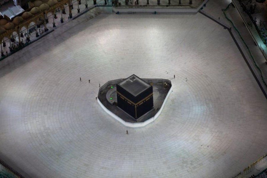 General view of Kaaba at the Grand Mosque, which is almost empty of worshippers, after Saudi authority suspended umrah (Islamic pilgrimage to Mecca) amid the fear of coronavirus outbreak, at Muslim holy city of Mecca, Saudi Arabia on March 5, 2020 — Reuters/Files