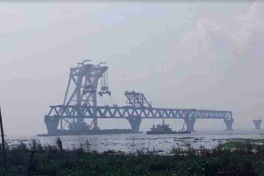 4.8km of Padma Bridge visible as 32nd span span installed