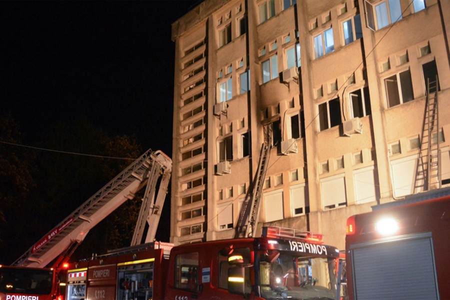 Fire kills 10 Covid-19 patients at Romanian hospital